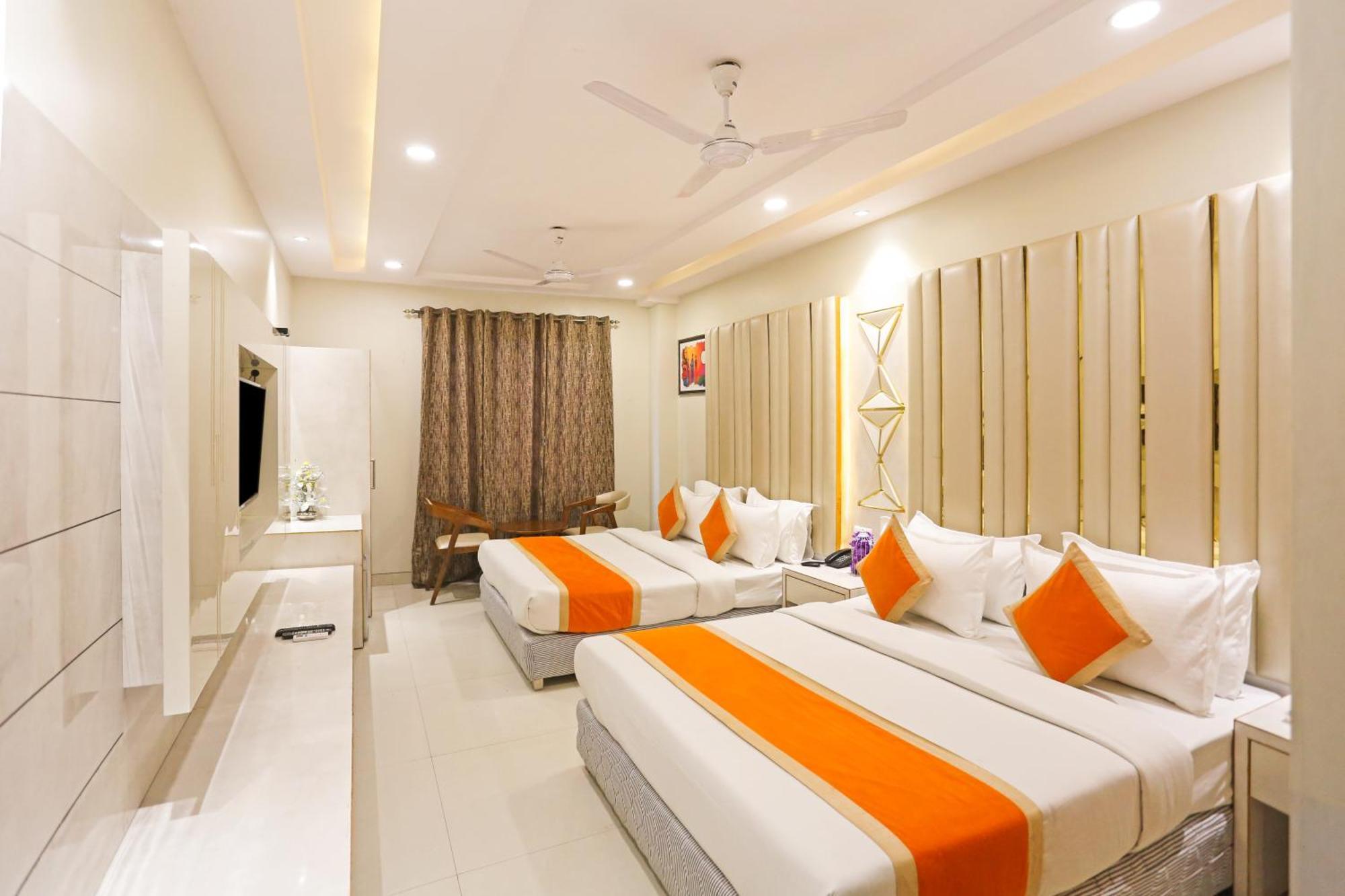 Hotel Worth Newly Bulit - نيودلهي المظهر الخارجي الصورة