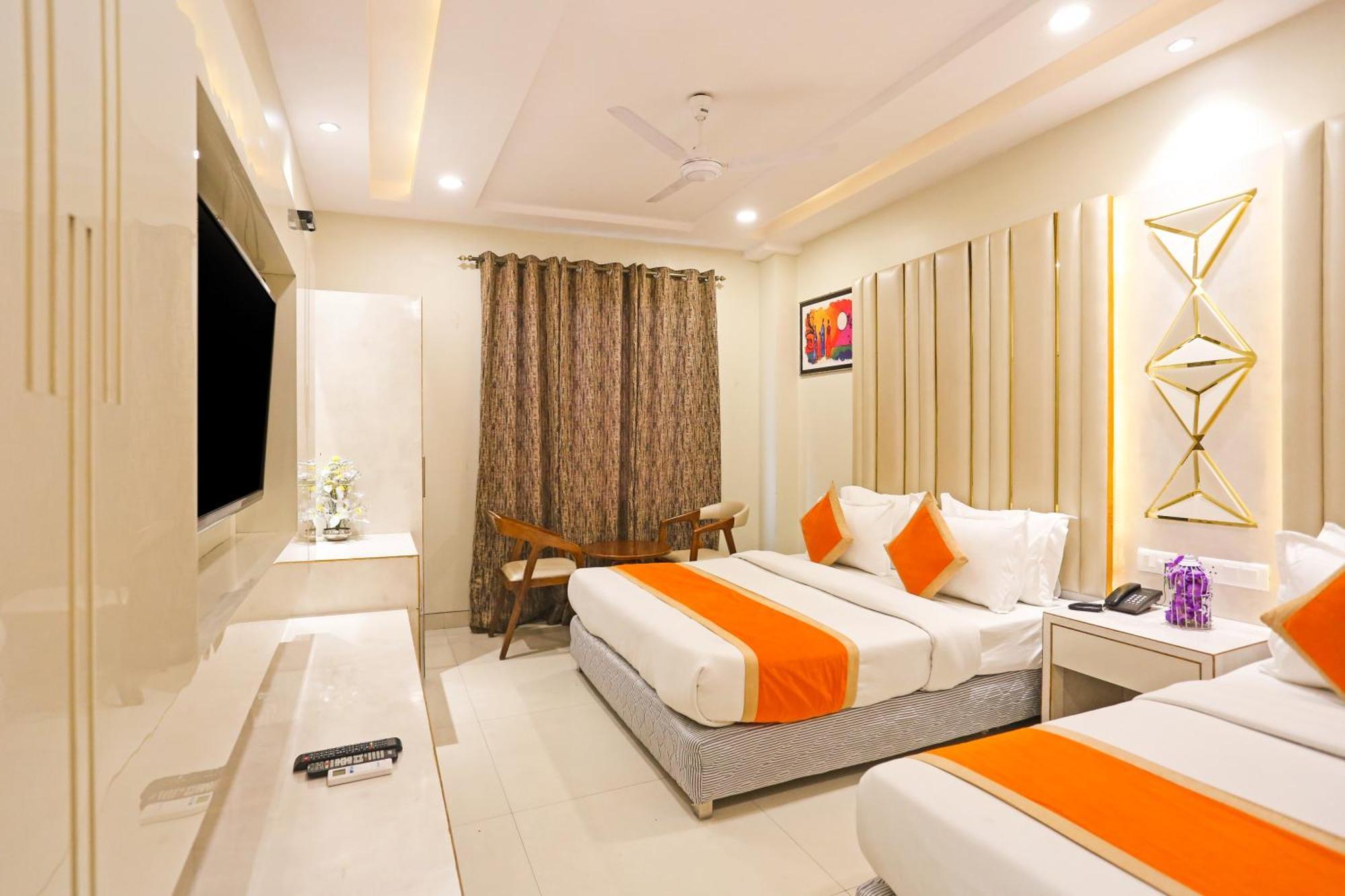 Hotel Worth Newly Bulit - نيودلهي المظهر الخارجي الصورة